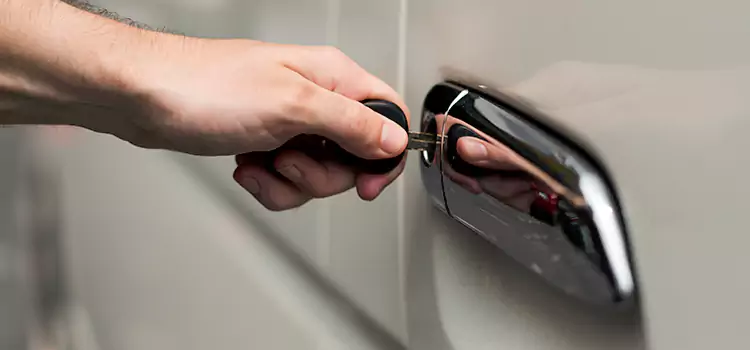 Why Choose Our Auto Locksmith Team in Palatine, IL?